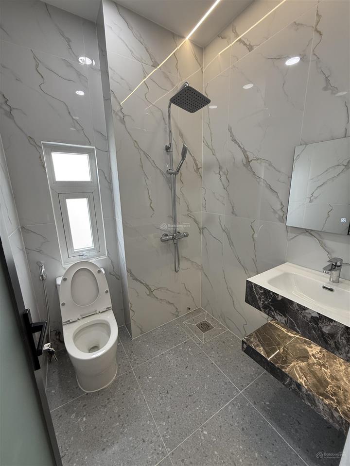 Bán nhà 6x28 khu phân lô đồng bộ cực vip, nhà mới xây và tặng kèm full nội thất