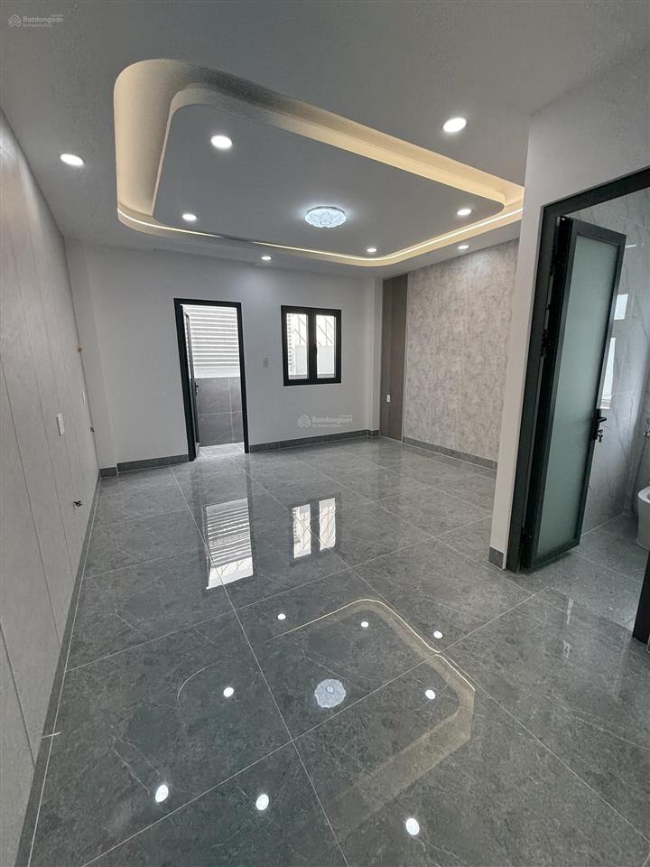 Bán nhà 6x28 khu phân lô đồng bộ cực vip, nhà mới xây và tặng kèm full nội thất