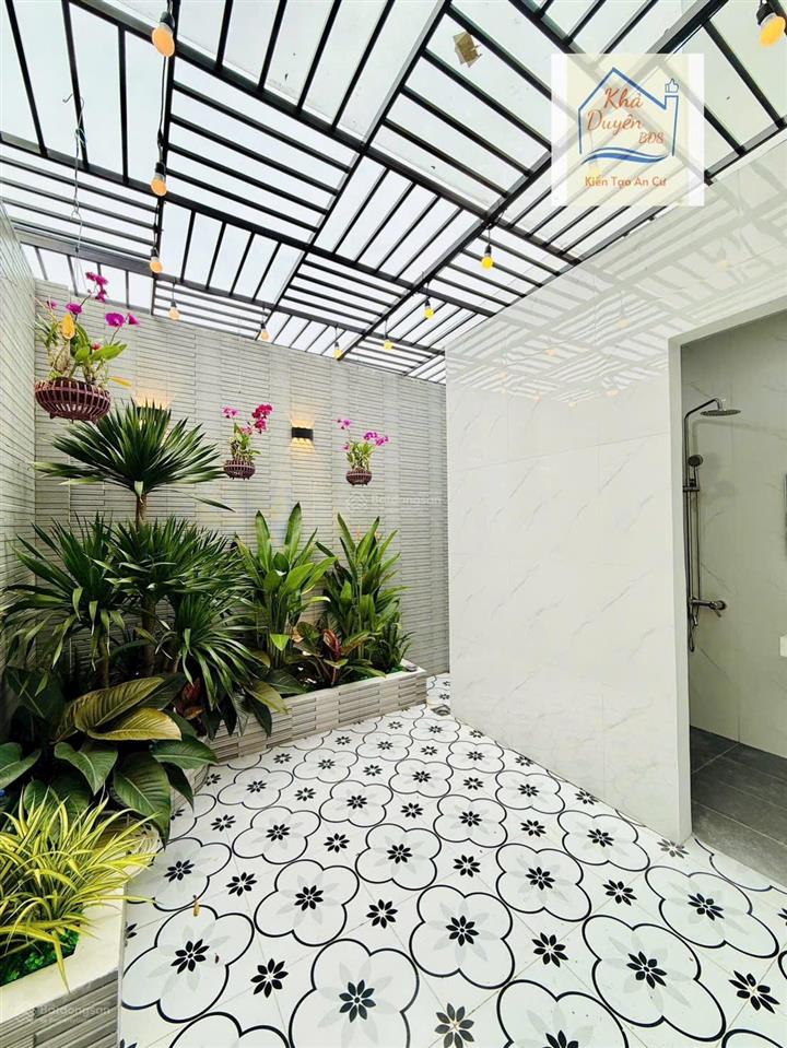 Bán nhà mặt tiền nhựa kinh doanh buôn bán, ngang 4 dài 50m. vị trí ngay trường cấp 2 tô ngọc vân