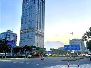 Bán nhà 3 tầng mặt tiền đỗ bí  gần biển mỹ khê