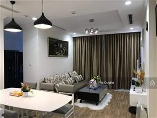 Bán chcc central plaza  tân bình. dt 60m2, 2pn, 2wc. giá 3.9 tỷ. có sổ.  0779 757 ***  quyền