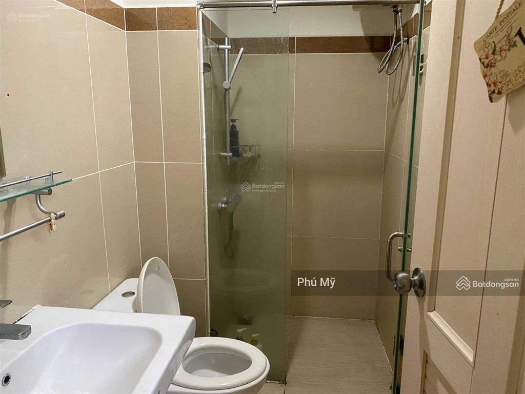 Cho thuê căn hộ cc đức khải, 77m2, 2pn  2wc, nhà trống, giá chỉ 8 triệu/tháng tại p. phú mỹ, q7