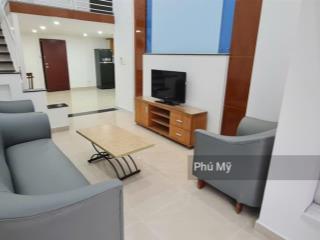 Bán cc sky garden i, căn hộ double plex, 71m2, 3pn, 2wc nội thất 6,3 tỷ.  0926 879 ***