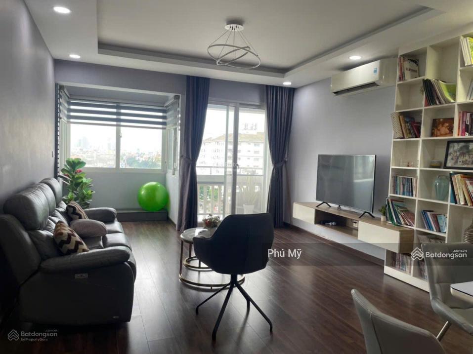 Cần bán căn hộ chung cư mỹ khánh 2. 118m2, giá chỉ 9,3 tỷ