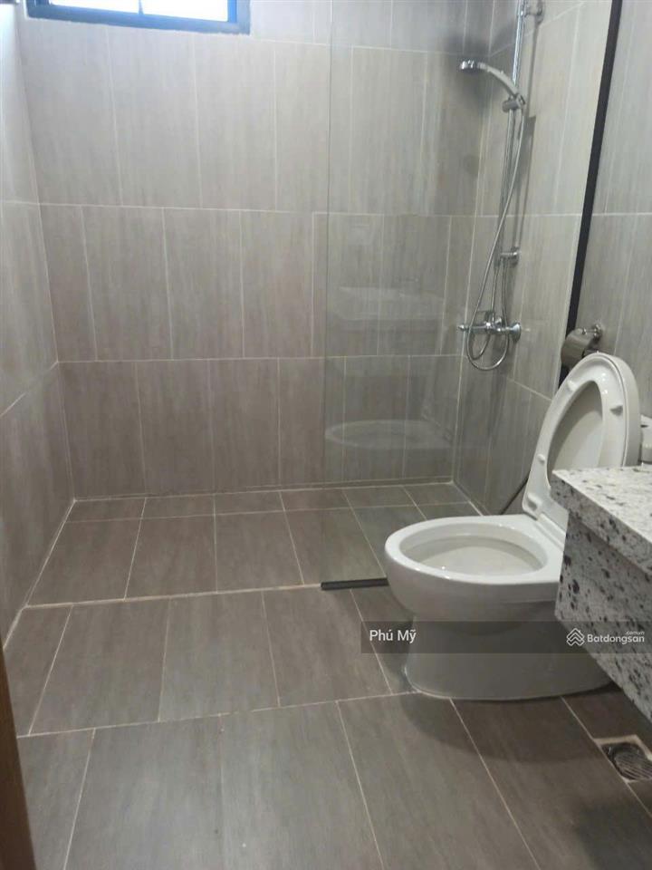 Bán gấp cc the view, căn hộ duplex, 137m2, 3pn, 2wc, giá 11 tỷ.   0926 879 ***