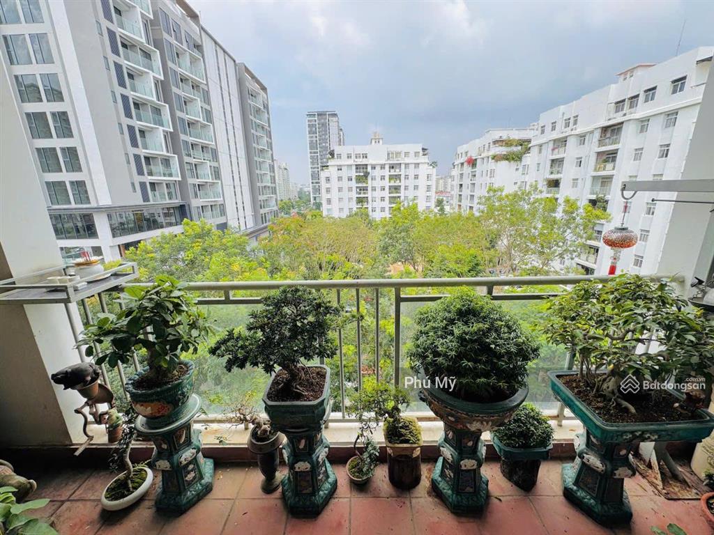 Bán căn hộ 3pn, 2wc, 118m2, giá siêu hời tại mỹ viên, tân phú, quận 7, 8,4 tỷ.  0926 879 ***