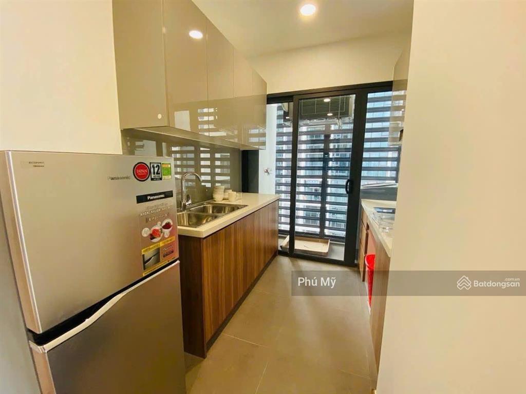 Cho thuê căn hộ eco green sài gòn. 86m2, 3pn, 2wc, đầy đủ nội thất. giá 19 triệu vnd.