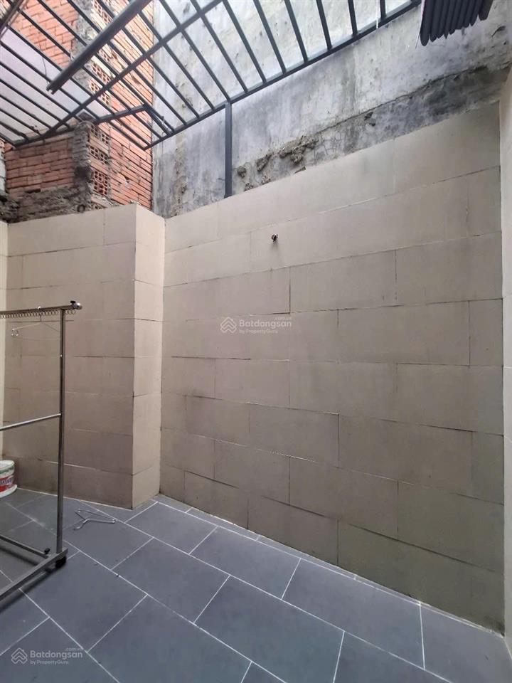 Hàng hiếm q3  nhà 4 tầng chdv 7 phòng  hẻm 5m thông cmt8