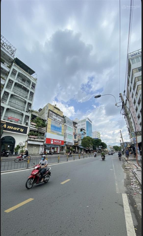 Bán nhà đề thám, quận 1 hẻm xe hơi chỉ 5m ra mặt tiền  dòng tiền 9%/năm  4 tầng btct  7 chdv