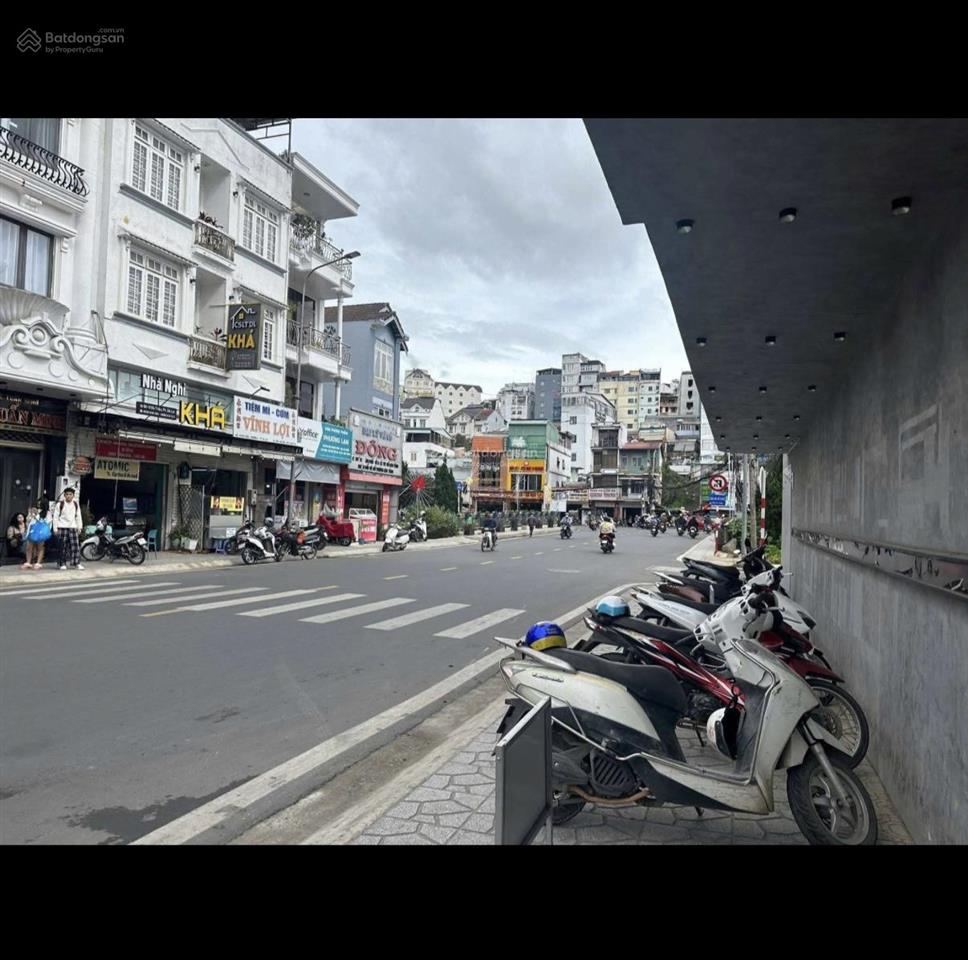 Bán bt 4pn, 3wc, 64m2 tại bà triệu, p3, đà lạt, 7,5 tỷ, đẹp, nhiều tiện ích