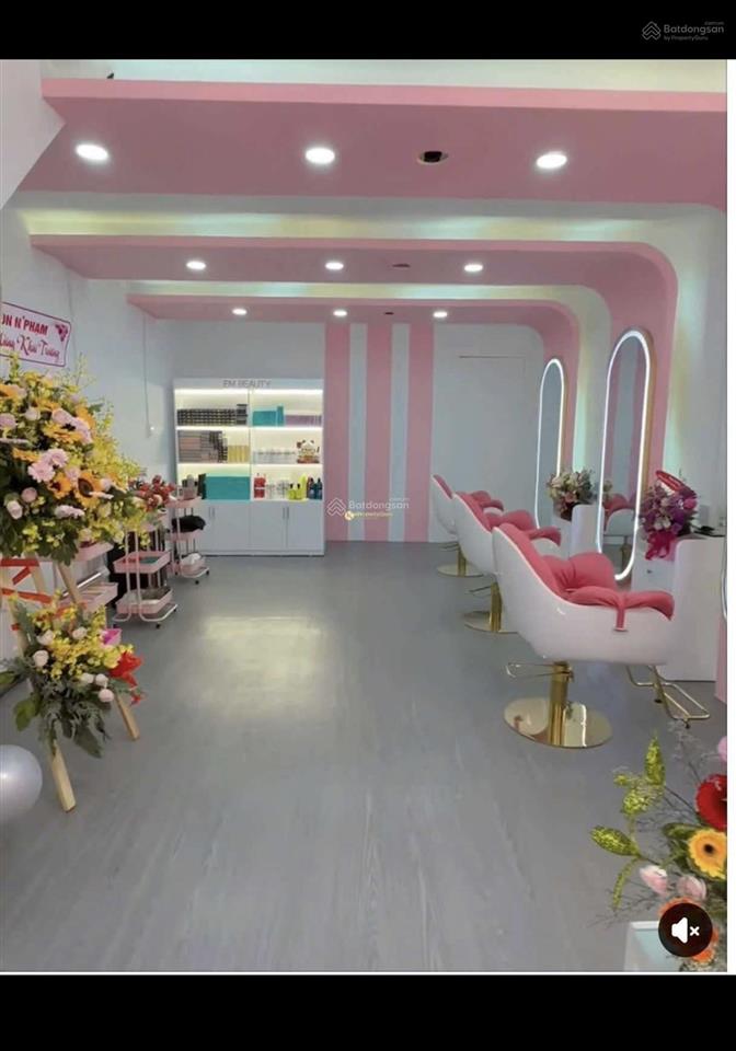 Bán bt 4pn, 3wc, 64m2 tại bà triệu, p3, đà lạt, 7,5 tỷ, đẹp, nhiều tiện ích