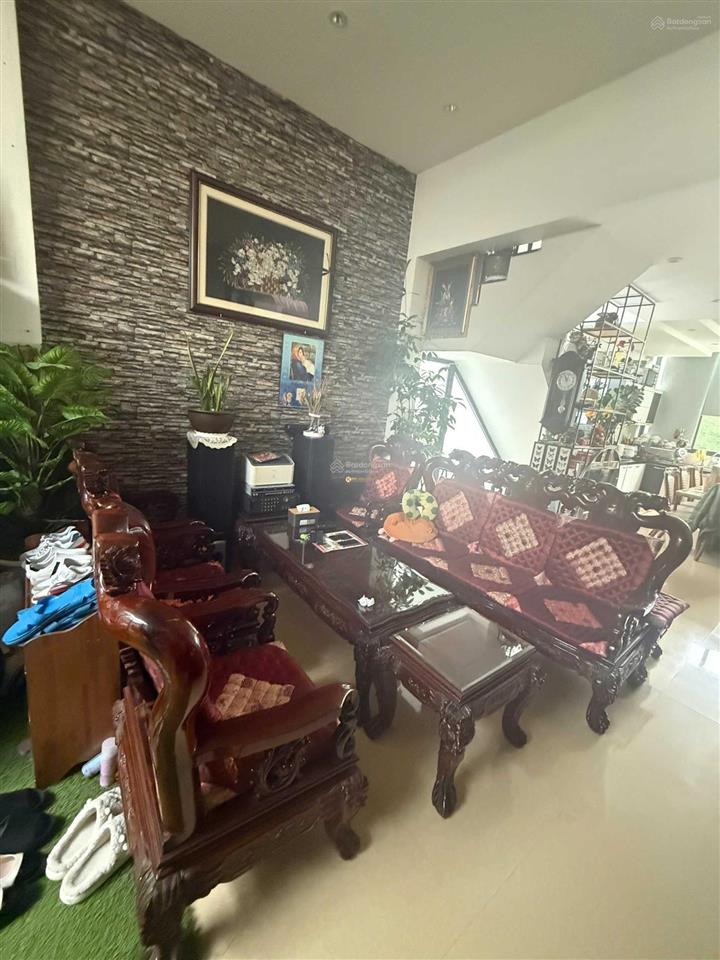 Nhà phố mặt tiền phan đình phùng đường trước nhà 5m