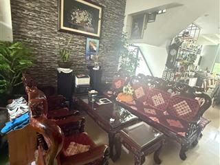 Nhà phố mặt tiền phan đình phùng đường trước nhà 5m