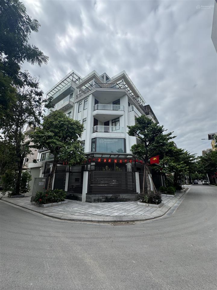 Long biên bán biệt thự lô góc vinhomes riverside 3 thoáng 180m2 mt 15m 59,9 tỷ