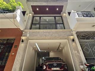 Phân lô vip hoàng quốc việt 7 tầng thang máy ô tô tránh  nhà đẹp ở ngay  45m2  23 tỷ