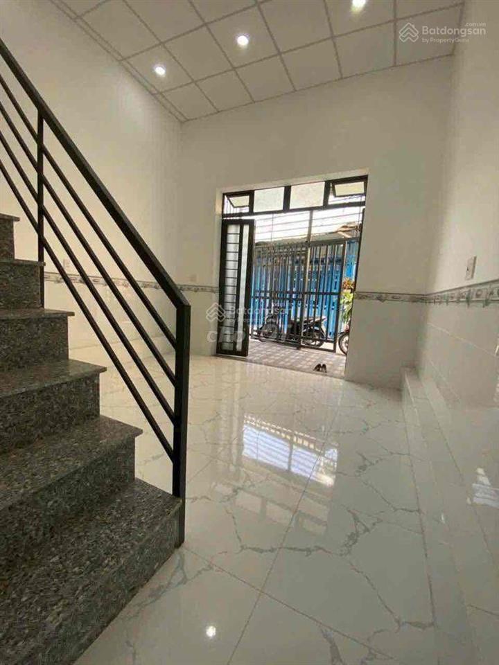 Cần tiền ra hàng gấp cho căn nhà ở nguyễn thị tần q8 1t1l shr hẻm xe hơi gần chợ rạch ông