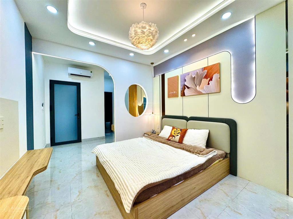 Hot! 3tst+lửng mặt tiền đường thích bửu đăngphạm văn đồng dt58m2 ( 4 x 15 ) giá chỉ 9,15 tỷ tl