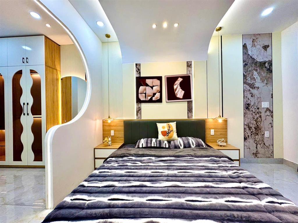 Hot! 3tst+lửng mặt tiền đường thích bửu đăngphạm văn đồng dt58m2 ( 4 x 15 ) giá chỉ 9,15 tỷ tl