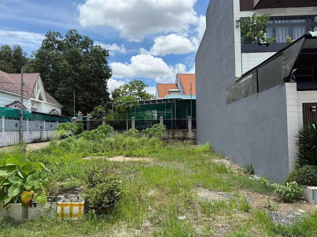 Ra gấp lô đất rẻ ngay cầu cát lái , đường phan văn đáng dt 181m2 giá bán gấp 2ty150tr