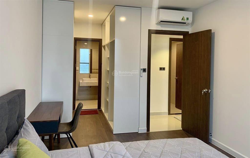 Chủ nhà hạ giá bán nhanh căn hộ xi gand court q.10  dt 76m2  tầng thoáng mát giá 2 tỷ 020