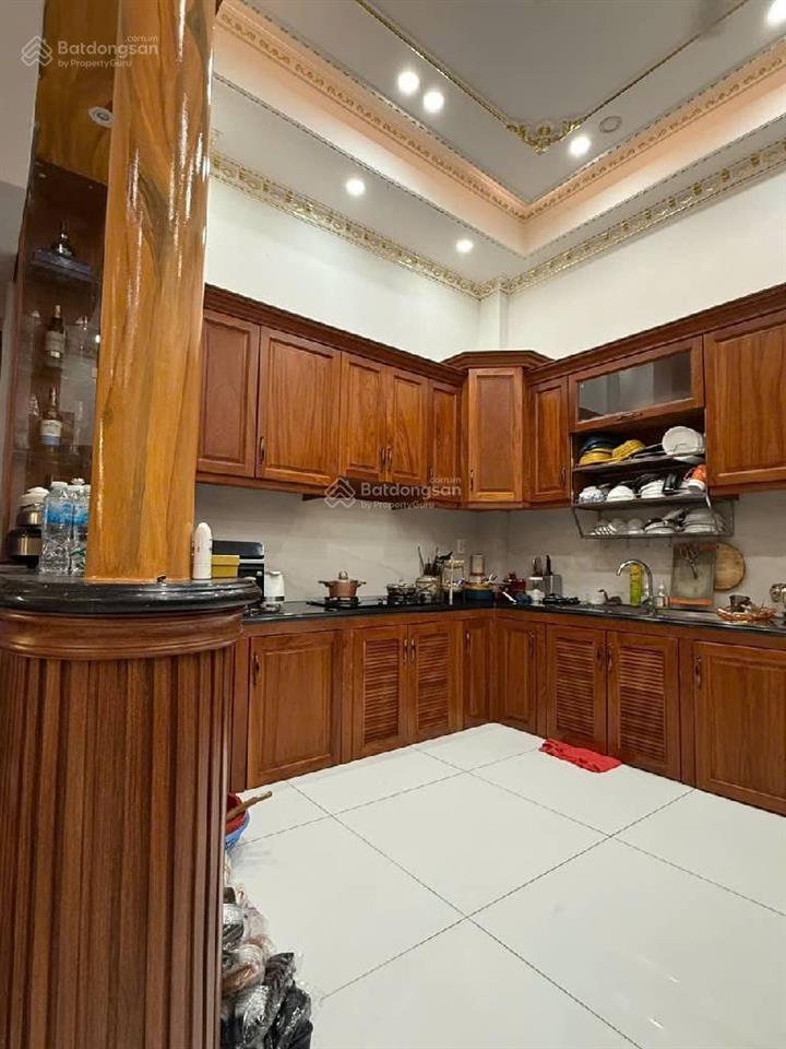 Biệt thự khu bông sao q8 ngang khủng 5,6m