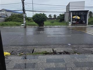Cần bán nhanh lô đất mt ql1a, hộ phòng, giá rai, bạc liêu. cách nhà thờ tắc sậy 500m