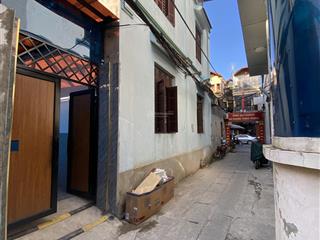 Toà nhà 6 tầng 59m2 thang máy, ô tô đỗ trước nhà, đầy đủ pccc, dòng tiền gần 500tr