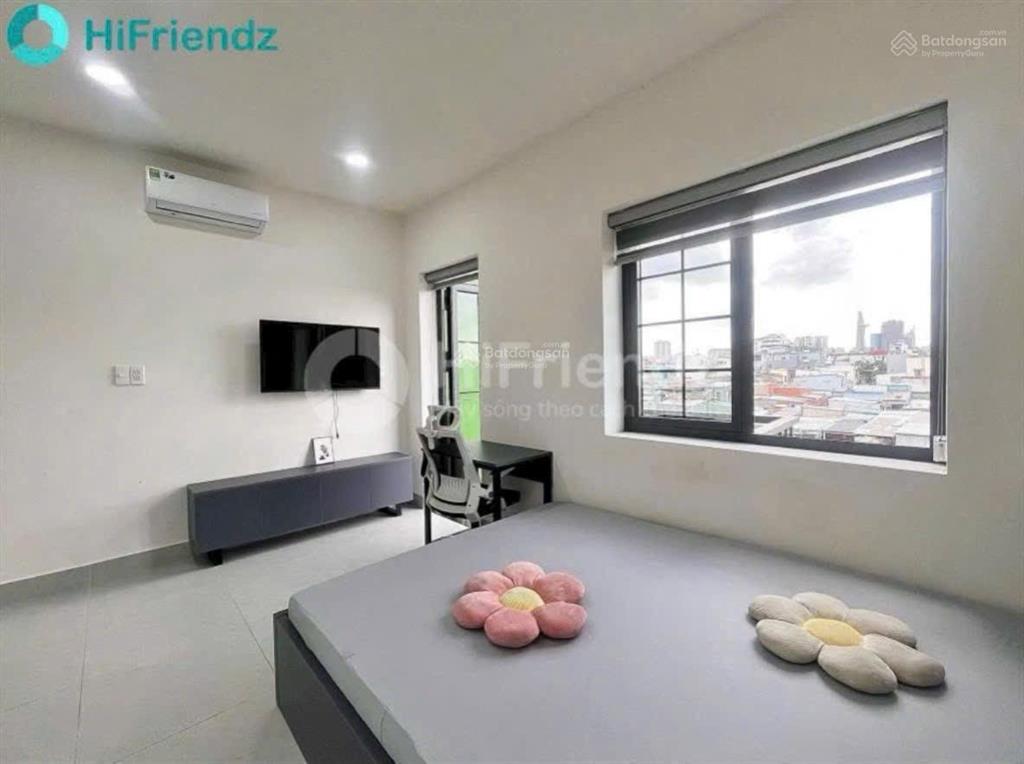 Cho thuê studio 35m2 rộng rãi có ban công  máy giặt riêng  xa bếp ngay làng đại học bình thạnh