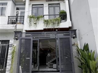 Bán nhà 4x14m giá chỉ 3 tỷ 1 có chỗ để ô tô, sổ hồng riêng