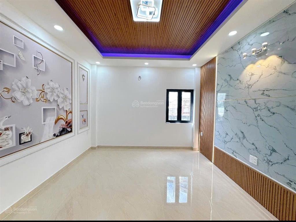 Bán nhà mặt phố tại bình trị đông b, 6,2 tỷ, 250m2, 5pn, 4wc, uy tín, hot