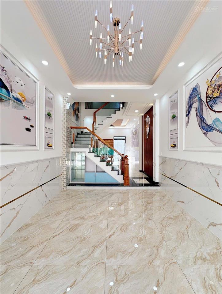 Bán nhà mặt phố tại bình trị đông b, 6,2 tỷ, 250m2, 5pn, 4wc, uy tín, hot