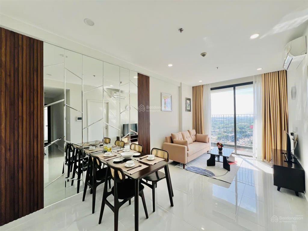 Căn hộ 2pn2wc view landmark 81 siêu đẹp đối diện vsip 1