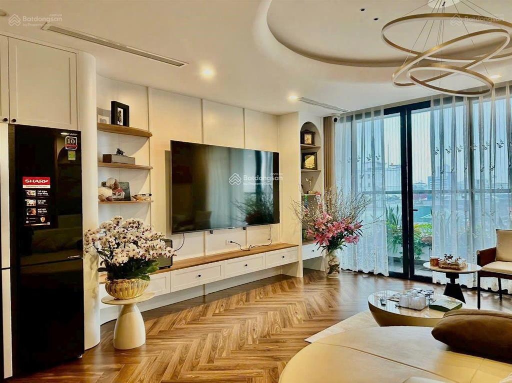 Bán gấp căn hộ chung cư toà yên hoà sunshine vũ phạm hàm dt 140m2, 3 phòng ngủ, căn góc view thoáng