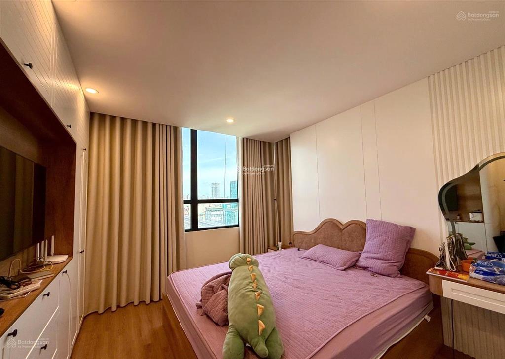 Bán gấp căn hộ chung cư toà yên hoà sunshine vũ phạm hàm dt 140m2, 3 phòng ngủ, căn góc view thoáng