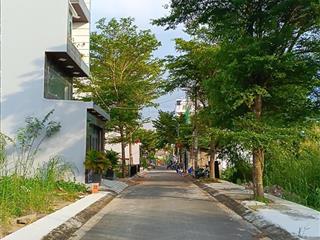 Tuấn hailongreal bán nền 85m 3,85tỷ sổ hồng xe hơi qua lại nguyễn văn tạo cách phú mỹ hưng 15 phút