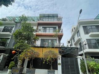 Bán nhà sân vườn nguyễn văn huyên, cầu giấy100m2, mặt tiền 6.2m  ô tô, cách phố 10m  giá 22.5 tỷ
