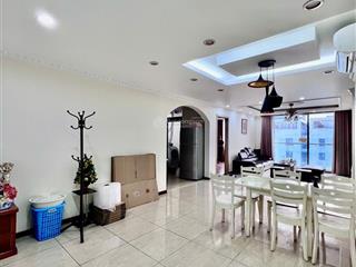 Bán gấp căn hộ 3pn, 2wc, tại tòa n04b  t1 ngoại giao đoàn, 12,3 tỷ, 129m2, view đẹp