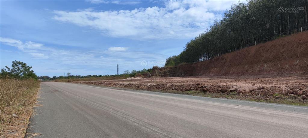 Bán vội lô đất ngay sau kcn bắc đồng phú, 250m2 có 50m2 odt, giá 310tr, shr bao sang tên