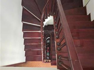 Cần trả nợ gấp nên bán nhà hơn 52m2 nhà 3 tầng dân xây đức giang hoài đức