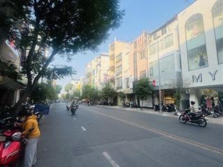 Bán nhà mặt tiền võ văn tần, 31 tỷ, 69m2, đẹp, nhiều tiện ích