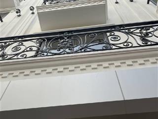 Bán nhà thạch bàn, nhà mới ở ngay, chìa khóa trao tay