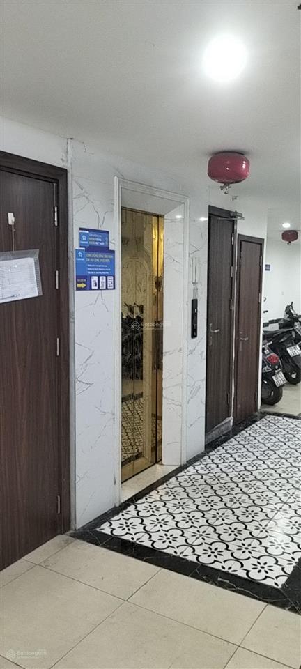 Tòa nhà căn hộ sang. trọng phố lương khánh thiện hoàng mai, 8 tầng thang máy. ô tô đỗ cửa giá 45ty