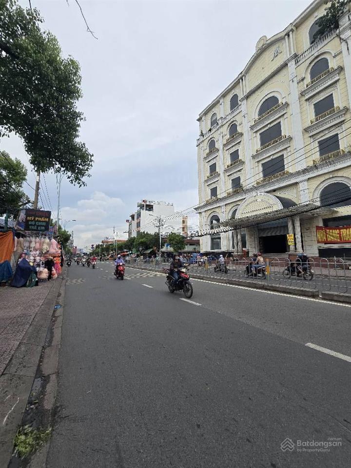 Mặt tiền đường số 14 ngay ngã tư bốn xã bình tân chỉ nhỉnh 8 tỷ