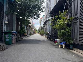 Nhà 2 tầng mới 100% giáp tên lửa hẻm xe tải 6m thông chỉ nhỉnh 4 tỷ!