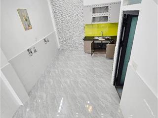 Nhà tỉnh lộ 10, khu tên lửa, nhỉnh 5 tỷ hẻm rộng sát hẻm xe hơi