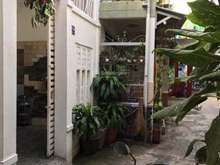 Nhà q7  2 mặt tiền  2 tầng btct ~60m2  chỉ 5.x tỷ