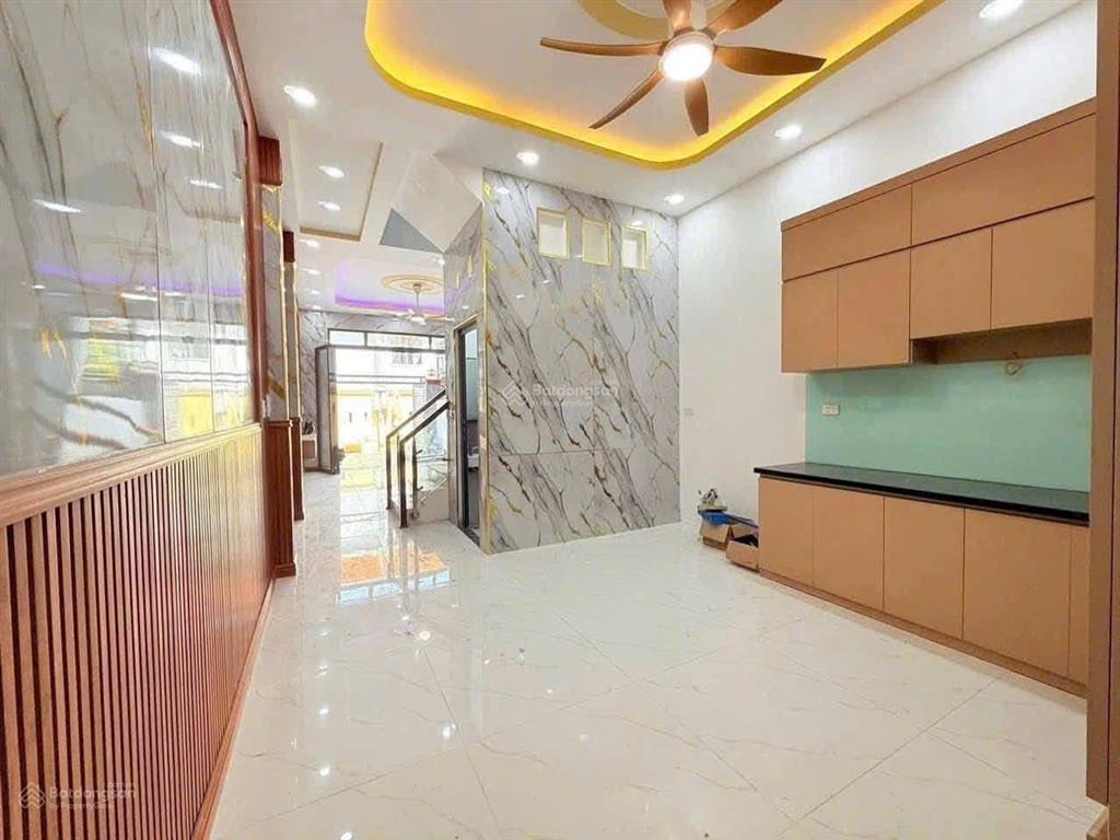 Bán nhà giá rẻ so với thị trường tại thạnh lộc q12, 1 trệt 1 lầu, 3p ngủ 2p wc mt đường 5m