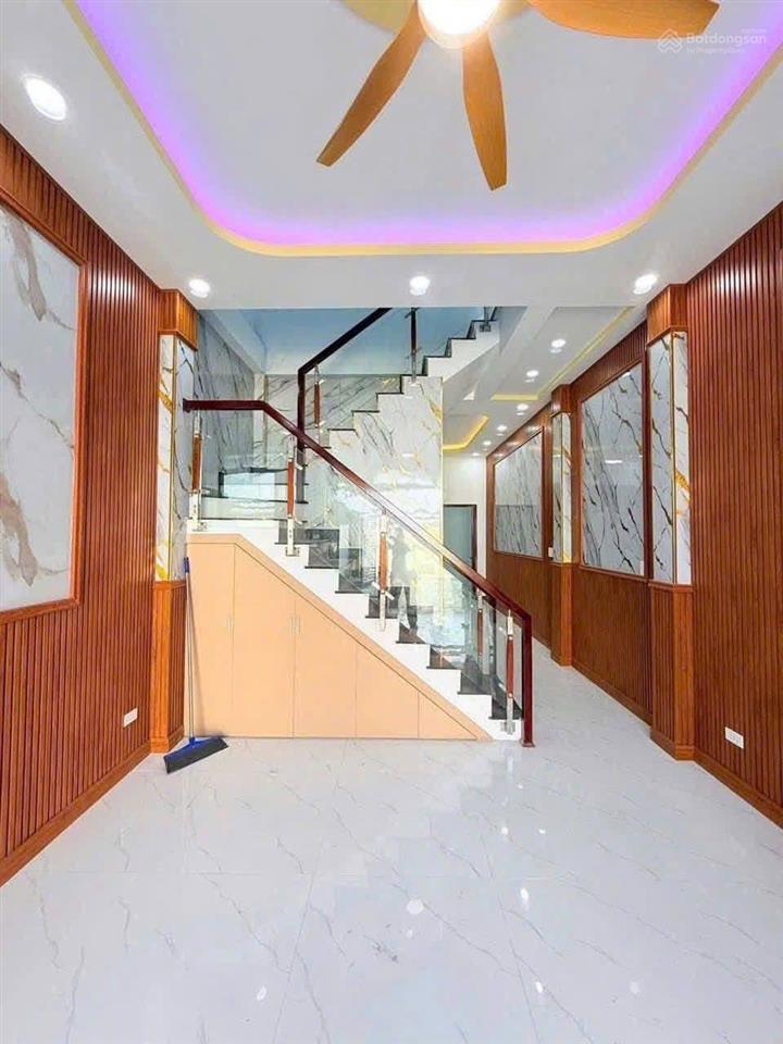 Bán nhà giá rẻ so với thị trường tại thạnh lộc q12, 1 trệt 1 lầu, 3p ngủ 2p wc mt đường 5m