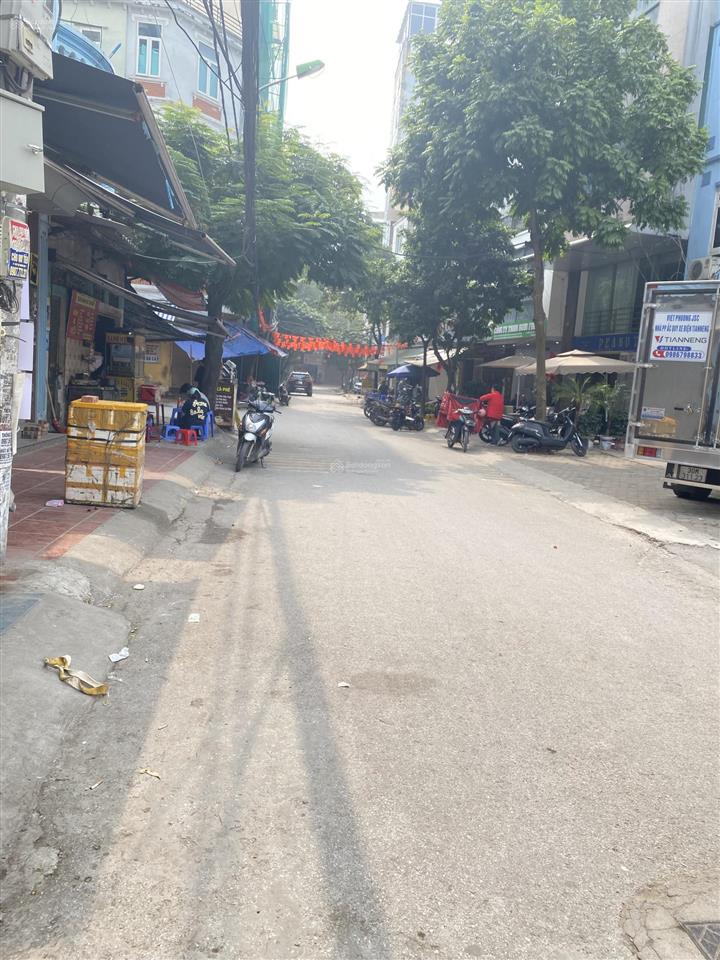 Mặt phố giải phóng, giá 7.5 tỷ /lô góc. kd sầm uất, nhà 5t 0867 433 ***