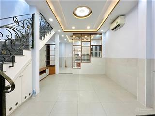 Bán nhà riêng tại cách mạng tháng tám, q3, hcm, 6,75 tỷ, 44,4m2, hàng hiếm!